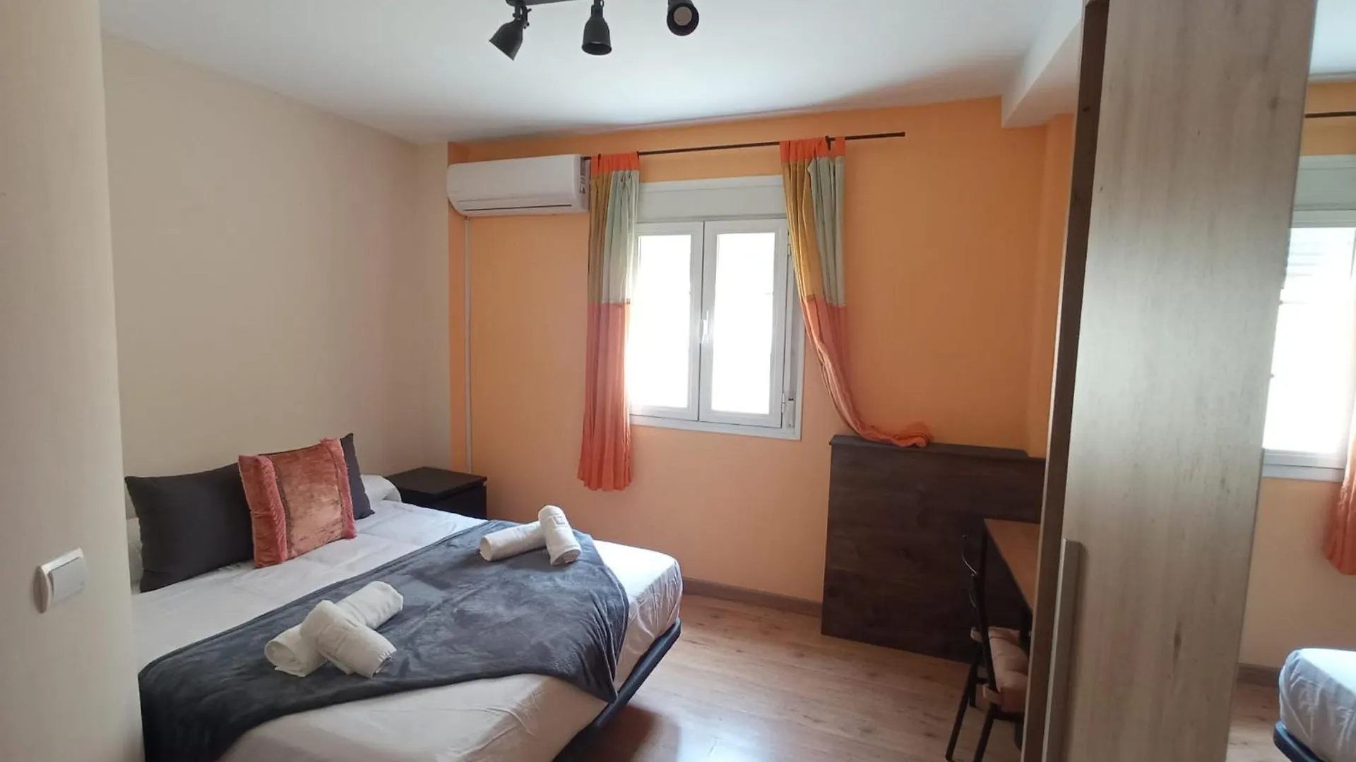 Duplex En Centro De Malaga, Calle Nuno Gomez 0*, 말라가 스페인