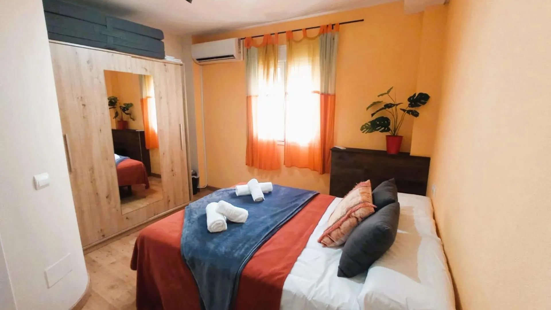 Duplex En Centro De Malaga, Calle Nuno Gomez