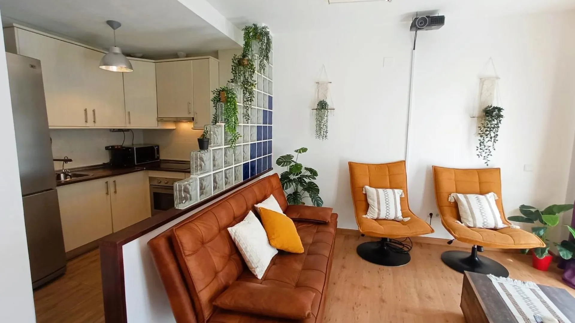 Duplex En Centro De Malaga, Calle Nuno Gomez 아파트