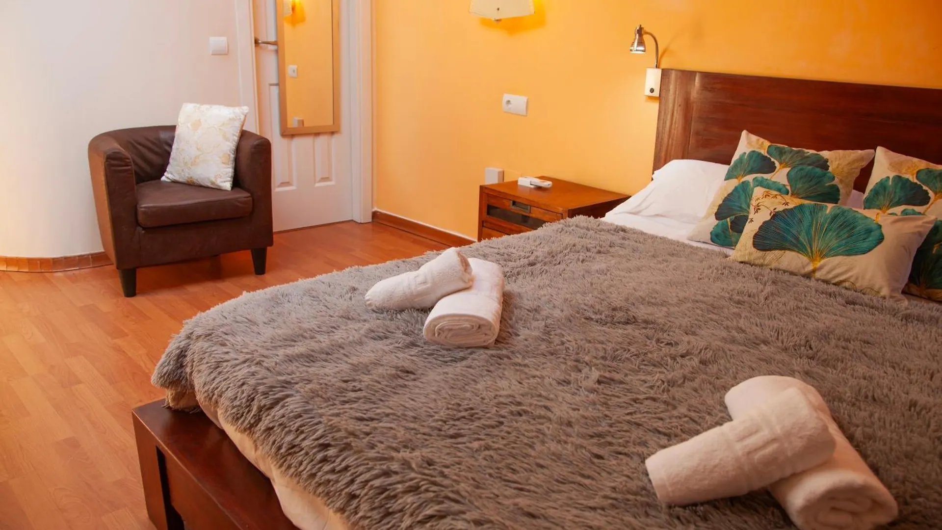 Duplex En Centro De Malaga, Calle Nuno Gomez Malaga