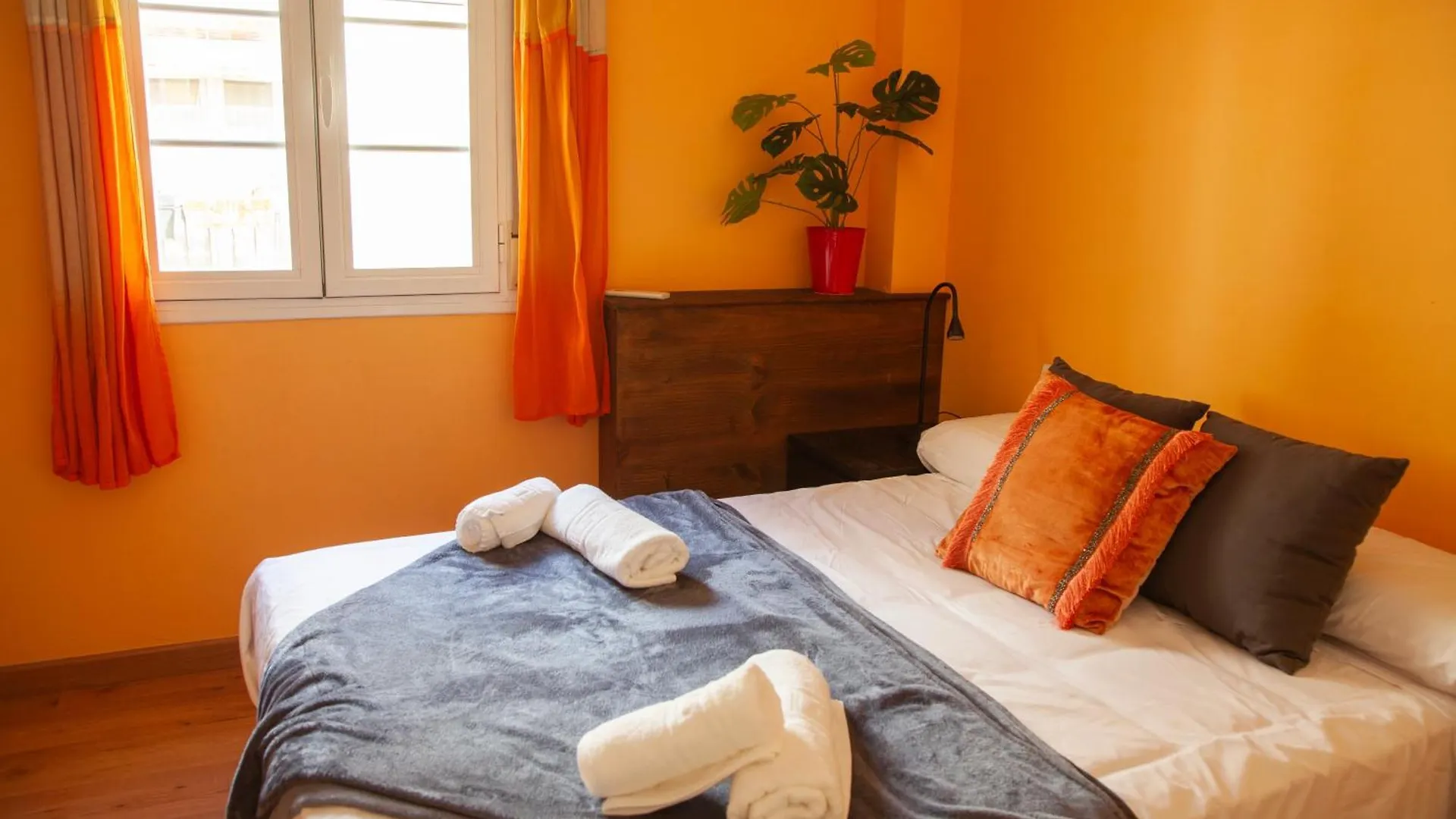 Duplex En Centro De Malaga, Calle Nuno Gomez 아파트