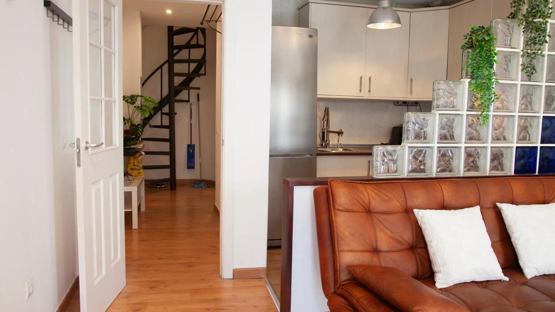 아파트 Duplex En Centro De Malaga, Calle Nuno Gomez 스페인