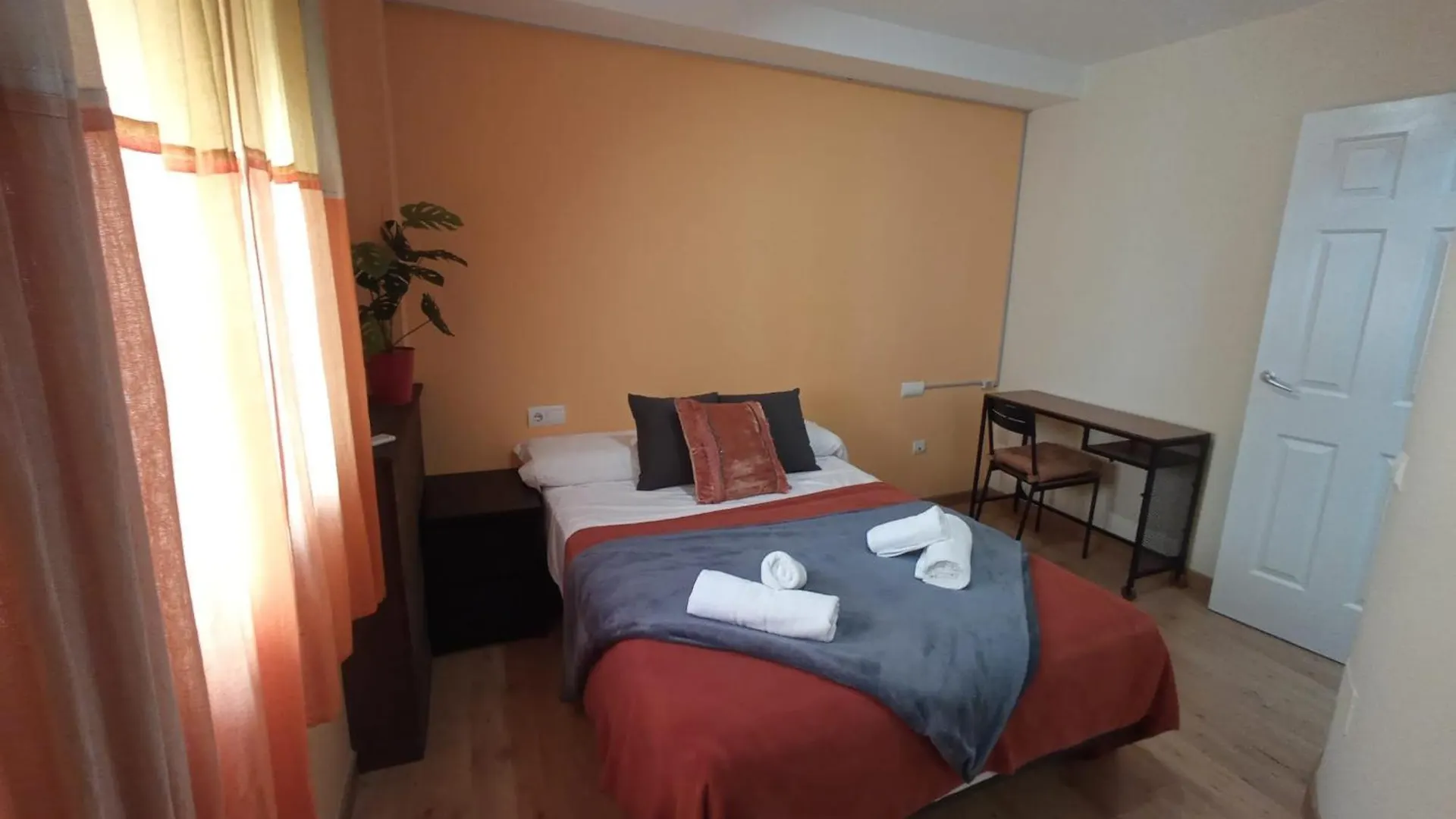 아파트 Duplex En Centro De Malaga, Calle Nuno Gomez